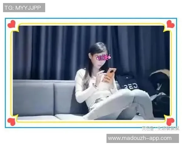 麻豆啪啪视频-从麻豆啪啪视频探究时尚和社交媒体发展趋势-麻豆啪啪视频